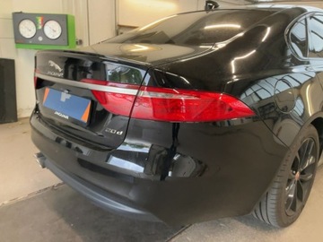 Jaguar XF II Sedan 2.0 i4D 180KM 2017 Jaguar XF 20d r-Sport, zdjęcie 2