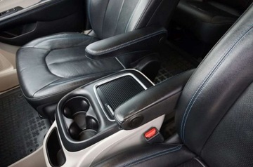 Chrysler Pacifica II 2021 Chrysler Pacifica 3.6 Benzyna LPG 291 KM, 4x4, 7osob, Kamera, Full LED, S, zdjęcie 19