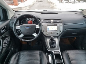 Ford Kuga I 2009 Ford Kuga 2.0 TDCI Titanium / Biała perła /, zdjęcie 10