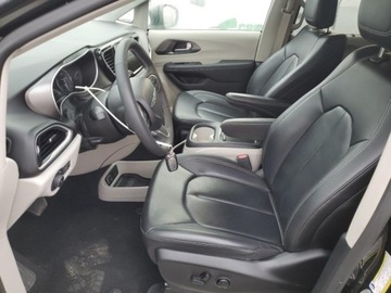 Chrysler Pacifica II 2023 Chrysler Pacifica Touring L, 2023r., 3.6L 3.6 Benzyna 287KM, zdjęcie 7