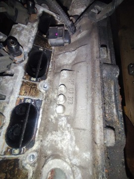 HLAVA A4 B7 A6 GTI S3 GOLF V 2.0 TFSI AXX BWA BHZ 06F103373