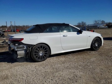 Mercedes Klasa E W213 2022 Mercedes-Benz Klasa E Amg 53 2022 3.0 Benzyna 429KM, zdjęcie 3