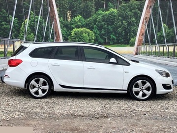 Opel Astra J GTC 1.4 Turbo ECOTEC 140KM 2016 Opel Astra 1.4 Turbo Color Edition 140KM 2016r Możliwy transport pod dom!, zdjęcie 2