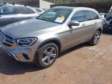 Mercedes GLC C254/X254 2022 Mercedes-Benz GLC 2022 MERCEDES-BENZ GLC 300 SUV 2.0 Benzyna 255KM, zdjęcie 2