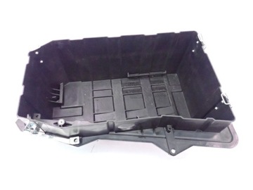 SKRZYNKA POJEMNIK NA AKUMULATOR AUDI Q7 7L0801283E