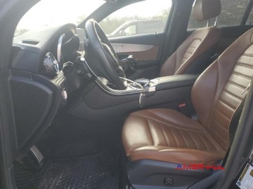 Mercedes GLC C253 2018 Mercedes-Benz GLC 2018 r.,3,0L COUPE 43 4MATIC AMG 3.0 Benzyna 362KM, zdjęcie 6