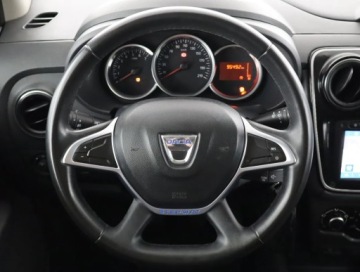 Dacia Lodgy Minivan Facelifting 1.6 SCe 102KM 2019 Dacia Lodgy 1.6 SCe, Salon Polska, 7 miejsc, Navi, zdjęcie 14