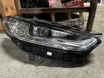 1 FORD MONDEO MK5 LAMPA XENON ES73-13D154BC