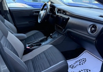 Toyota Auris II Touring Sports Facelifting 1.8 Hybrid 136KM 2018 Toyota Auris salon Polska, Gwarancja 1.8 Hybryda 136KM, zdjęcie 17