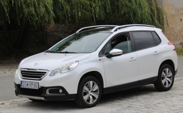 Peugeot 2008 I SUV 1.2 PureTech 110KM 2015 Peugeot 2008 Zarejestrowany Wyposazony 1.2 Benzyna 110KM, zdjęcie 5