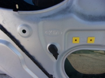 DVEŘE LEVÝ ZADNÍ KIA RIO 3 III 12R> ^