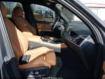 BMW X5 G05 2024 BMW X5 sDrive40i 2024 3.0 Benzyna 375KM, zdjęcie 9