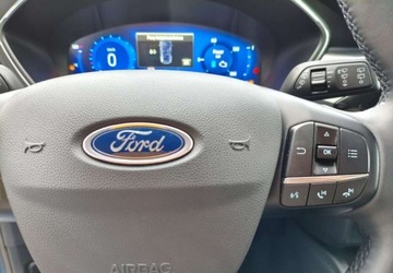 Ford Kuga III SUV Plug-In 2.5 Hybrid 190KM 2023 Ford Kuga Ford Kuga 2.5 FHEV AWD Titanium eCVT 2.5 Hybryda 190KM, zdjęcie 12