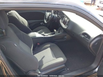 Dodge Challenger III 2023 Dodge Challenger 2023 Dodge Challenger SXT RWD 3.6 Benzyna 303KM, zdjęcie 4