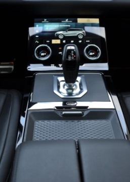 Land Rover Range Rover Evoque II SUV 2.0 Si4 200KM 2022 Land Rover Range Rover Evoque LAND ROVER Evoque 2,0 200km 4x4 R-Dynamic 20, zdjęcie 19