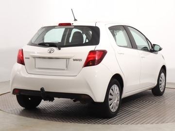 Toyota Yaris III Hatchback 5d Facelifting 1.0 VVT-i 69KM 2015 Toyota Yaris 1.0 VVT-i, Salon Polska, Klima, zdjęcie 4