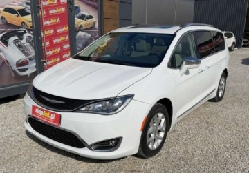 Chrysler Pacifica II 3.6 V6 291KM 2020 Chrysler Pacifica 3.6 V6 BENZ 291 KM 7 osobowy 2020r Warszawa 3.6 291KM, zdjęcie 1