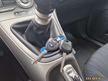 Toyota Auris I Hatchback 5d Facelifting 2.0 D-4D DPF 126KM 2009 Toyota Auris 2.0 D D-4D Soul Zarejestrowana Ladna 2.0 Diesel 126KM, zdjęcie 29