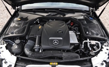 Mercedes Klasa C W205 Limuzyna 180 156KM 2017 Mercedes-Benz Klasa C 180 CGI Avangarde Automat Benzyna 1.6 Benzyna 156KM, zdjęcie 35