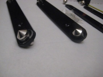 Колонки Jamo S 606 Кронштейны + шипы C6