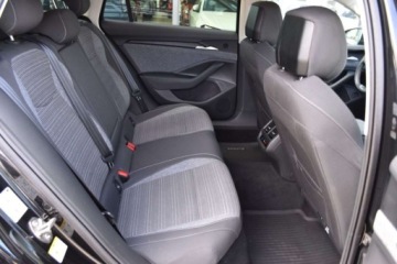 Skoda Superb III Kombi Facelifting 2.0 TDI SCR 150KM 2025 Skoda Superb SalonPL 150KM DSG Selection Hak Matrix Climatronic Kamera Kes, zdjęcie 31