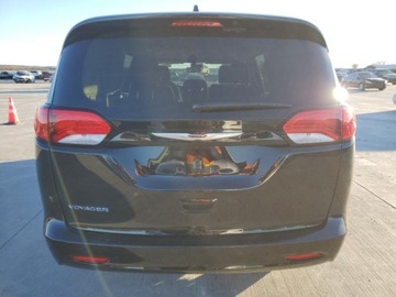 Chrysler Voyager V 2024 Chrysler Voyager Lx 2024 3.6l 3.6 Benzyna 287KM, zdjęcie 2