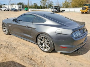 Ford Mustang VI 2017 Ford Mustang GT 2017 5.0 Benzyna 435KM, zdjęcie 1