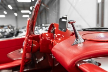 Chevrolet Corvette C1 1961 Chevrolet Corvette C1 ROADSTER (1961) – UNIKAT, zdjęcie 18