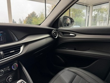 Alfa Romeo Stelvio SUV Facelifting 2.0 Turbo 200KM 2021 Alfa Romeo Stelvio Sprint Q4 / 1 właściciel / Salo, zdjęcie 24