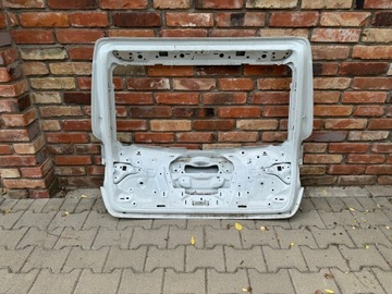 AUDI A4 B9 2015-2019 KOMBI VÍKO KUFRU ZADNÍ AUKCE POZNAN