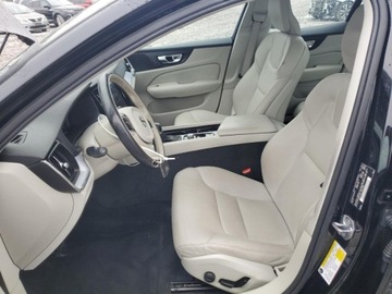 Volvo 2020 Volvo S60 T5 Momentum 2020 2.0l 2.0 Benzyna 250KM, zdjęcie 7