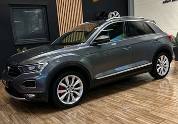 Volkswagen T-Roc I SUV 1.5 TSI ACT 150KM 2018 Volkswagen T-Roc 1.5 TSI 150 KM bezwypadkowy PANORAMA VIRTUAL FULL LED, zdjęcie 12