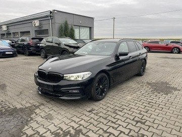 BMW Seria 5 G30-G31 Touring 530d 265KM 2017 BMW 530 XDrive Skóra Kamera Podgrzewanie Pamięć