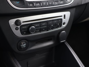 Renault Megane III Hatchback Facelifting 2013 Energy TCe 115KM 2015 Renault Megane 1.2 TCe, Salon Polska, Klima, zdjęcie 11