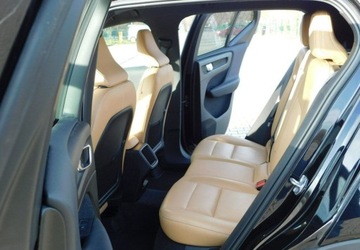 Volvo XC40 Crossover 1.5 T3 163KM 2019 Volvo XC 40 z Gwarancja Bezwypadkowy Bezowa Skora 1.5 Benzyna 163KM, zdjęcie 21