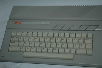 ATARI 65 XE 65XE оригинал, только устройство