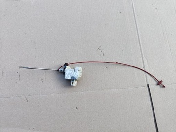 SIŁOWNIK KLAPKI WLEWU PALIWA Audi A3 8P 8P0862153A