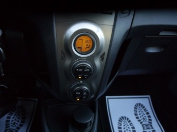Toyota Yaris II Hatchback 5d 1.33 Dual VVT-i 101KM 2011 Toyota Yaris 1.3 Stan b.dobry Bez rdzy i korozji!!, zdjęcie 24