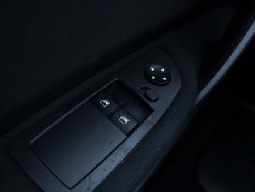 BMW Seria 1 E81/E87 Hatchback 5d E87 1.6 116i 115KM 2005 BMW 1 116i, Klima, Klimatronic, Parktronic, zdjęcie 14