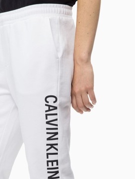 Calvin Klein Jeans spodnie J20J208909 112 biały S