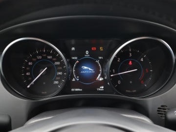 Jaguar F-Pace SUV 2.0 iD4 163KM 2019 Jaguar F-Pace E-Performance, Klima, Klimatronic, zdjęcie 10