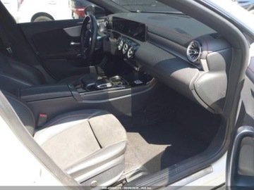 Mercedes CLA C118/X118 2020 Mercedes-Benz CLA 2020 Mercedes-Benz CLA CLA 250 Coupe 2.0 Benzyna 221KM, zdjęcie 4
