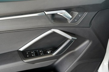 Audi Q3 II 2023 Audi Q3 S-LINE skóra FUL LED parktoni NAWI alusy, zdjęcie 16