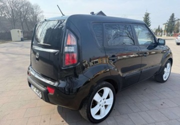 Kia Soul I Crossover 1.6 DOHC CVVT 124KM 2011 Kia Soul Kia Soul 1.6 M 1.6 Benzyna 124KM, zdjęcie 2