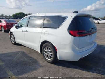 Chrysler Pacifica II 2023 Chrysler Pacifica 2023 Chrysler Pacifica Touring L FWD 3.6 Benzyna 287KM, zdjęcie 2