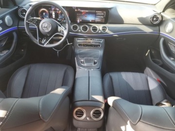 Mercedes Klasa E W213 2022 Mercedes-Benz Klasa E 350 2022 350 2.0 Benzyna 255KM, zdjęcie 8