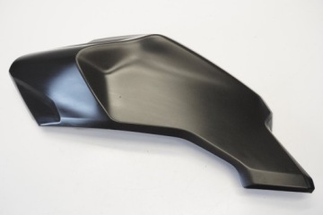 HONDA CB 300 R 18- КРЫШКА ОБТЕКАТЕЛЯ ТОПЛИВНОГО БАКА ЛЕВАЯ