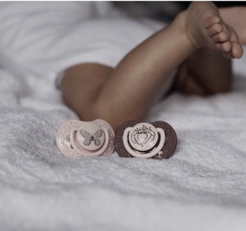 Соска LOVI DYNAMIC ORTHODONTIC 2 шт. 6-18 м 22/871 ДЕВОЧКА