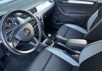 Skoda Rapid II Liftback Facelifting 1.0 TSI 95KM 2018 Skoda RAPID SalonPL Ambition 1.0TSI 95KM Czujniki Radio 6,5 FV23 Benzyna, zdjęcie 9