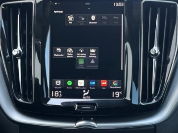 Volvo XC60 II Crossover T4 190KM 2019 Volvo XC 60 SalonPL T4 Momentum Pro LED City Safet, zdjęcie 16